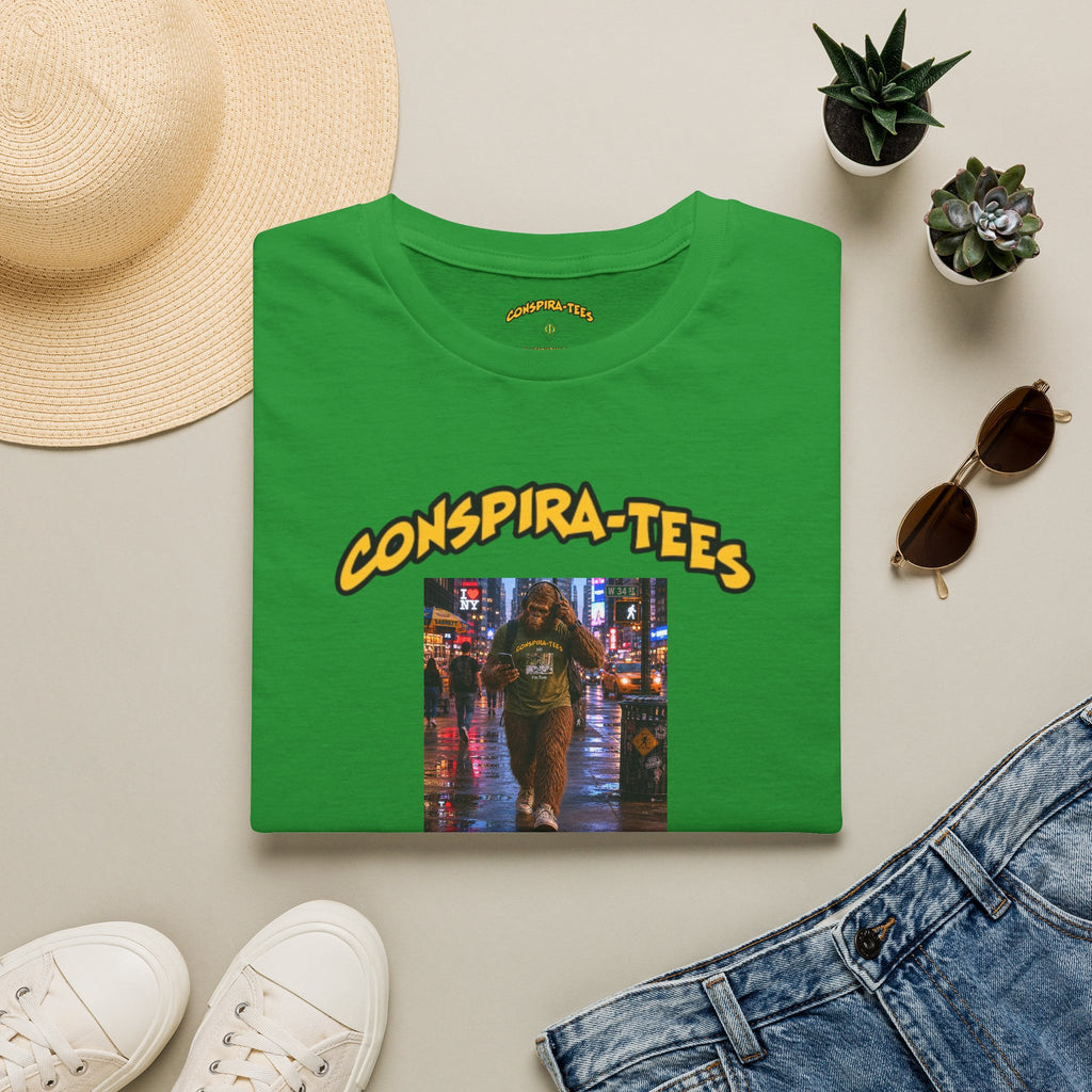 Meet Tom Conspira-tee. Now that’s an Endorsement!